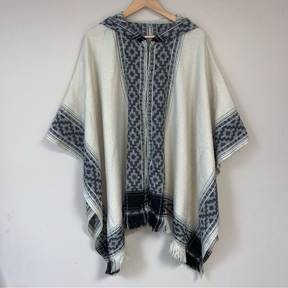 ECOTE Poncho Women's One Size Aztec Western Country Oversized Cozy Boho Fringe - Picture 3 of 9